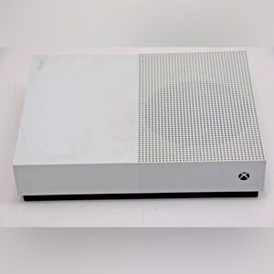 Microsoft Xbox One S 1TB Console and Controller Works